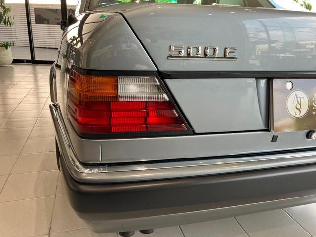 ミディアムクラス ５００Ｅ　電動シート　シートヒーター　サンルーフ（19枚目）