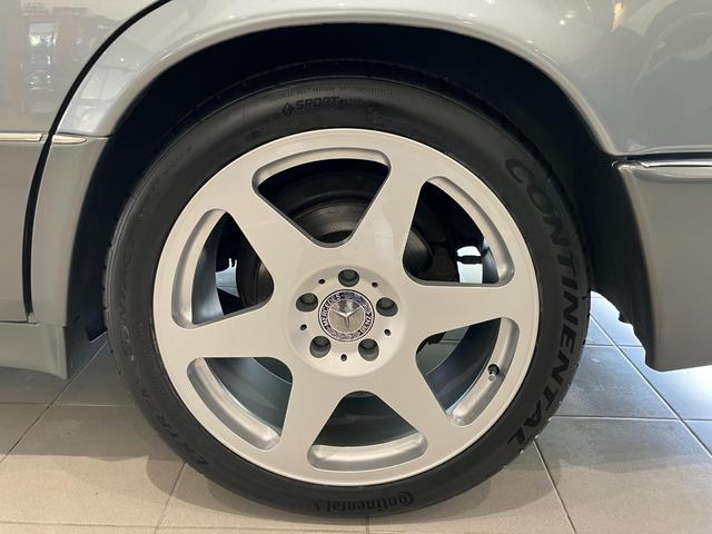 ミディアムクラス ５００Ｅ　電動シート　シートヒーター　サンルーフ（23枚目）