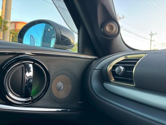 フランスの高級オーディオメーカーＦＯＣＡＬのツイーターがインストールされています！