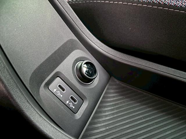 タイプＣのＵＳＢ端子あり？