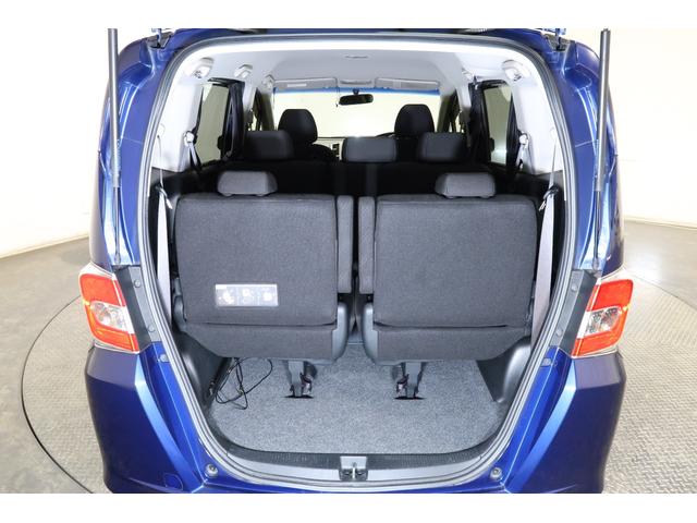 フリード Gジャストセレクション 認定中古車 1年保証付 ワンオーナー ナビ Bカメラ ETC エコモード Bモニター スマトキー 地上デジタルTV ワンオナ 助手席エアバッグ オートエアコン パワステ 両側スライド片側電動 PW(23枚目)