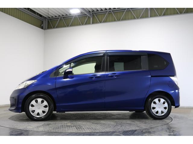 フリード Gジャストセレクション 認定中古車 1年保証付 ワンオーナー ナビ Bカメラ ETC エコモード Bモニター スマトキー 地上デジタルTV ワンオナ 助手席エアバッグ オートエアコン パワステ 両側スライド片側電動 PW(26枚目)