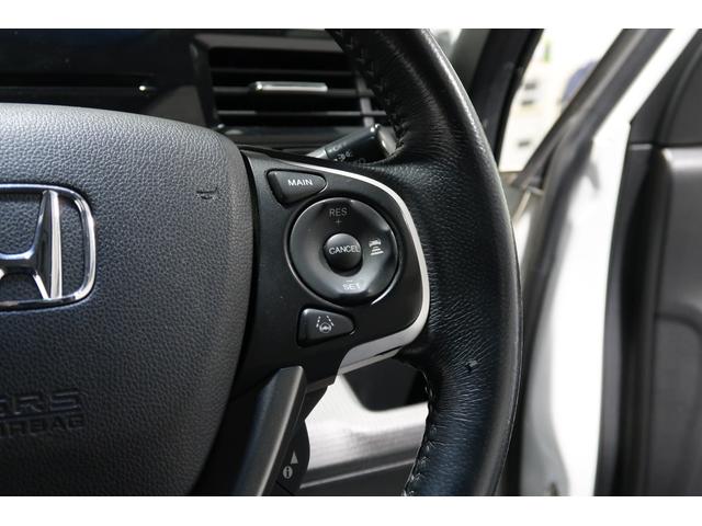 �g���������Z���V���O�̋@�\�̂ЂƂA�A�_�v�e�B�u�N���[�Y�R���g���[���t�I�A�N�Z�����瑫�𗣂��Ă��ݒ肵���X�s�[�h�ƑO�ԂƂ̎ԊԂ�ۂ����s���Ă���܂��I�Ԑ��ێ����A�V�X�g���������H�Ŕ�J�y���ł��ˁ�