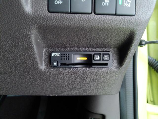 フリード G・ホンダセンシング 6人 メモリーナビ リアカメラ ETC ドアバイザー ワンオーナー Fセグ 追突被害軽減ブレーキ iストップ Wエアバッグ パワーウィンドウ 1オ-ナ- アクティブクルーズコントロール スマートキ(6枚目)