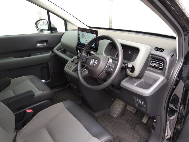 フリード e:HEVクロスター 当社デモカー HondaSENSING ドラレコ メモリーナビ リアカメラ ETC ワンオーナー Sヒーター 衝突軽減ブレーキシステム フルセグ 禁煙車 オートエアコン バックモニター LEDライト(17枚目)