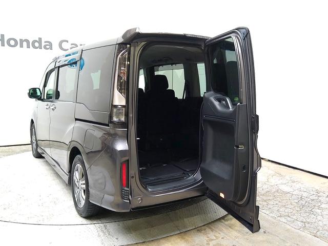 ステップワゴンスパーダ スパーダハイブリッドGホンダセンシング 7人 ドラレコ メモリーナビ リアカメラ 両側電動ドア USB入力端子 純正アルミ LEDライト ETC ドアバイザー ワンオーナー CMBS リヤカメラ スマキー Aストップ ESC 両側自動ドア(20枚目)