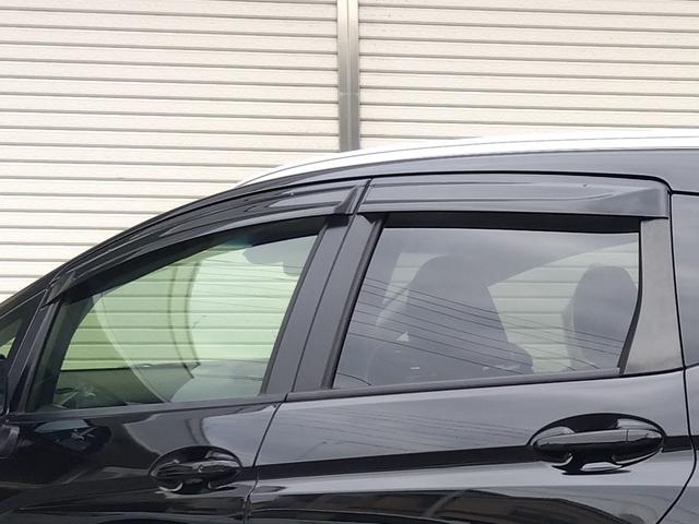 シャトル ハイブリッドＺホンダセンシング　ドラレコ　メモリーナビ　リアカメラ　ＥＴＣ　純正アルミ　ドアバイザー　衝突軽減　ＬＥＤライト　前席シートヒーター　Ｂカメラ　クルコン　ＵＳＢ接続　ＤＶＤ　パワーウィンドウ　ナビＴＶ　スマートキー（4枚目）