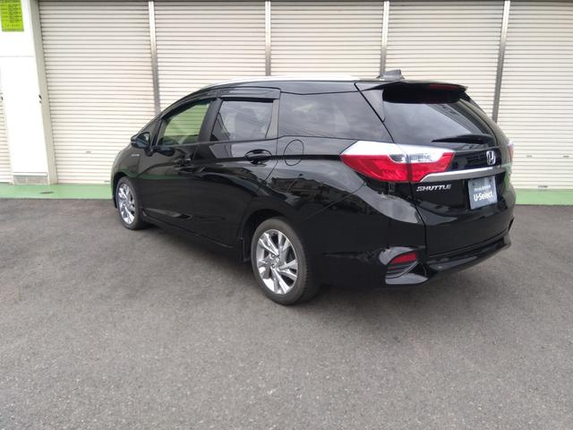 シャトル ハイブリッドＺホンダセンシング　ドラレコ　メモリーナビ　リアカメラ　ＥＴＣ　純正アルミ　ドアバイザー　衝突軽減　ＬＥＤライト　前席シートヒーター　Ｂカメラ　クルコン　ＵＳＢ接続　ＤＶＤ　パワーウィンドウ　ナビＴＶ　スマートキー（5枚目）