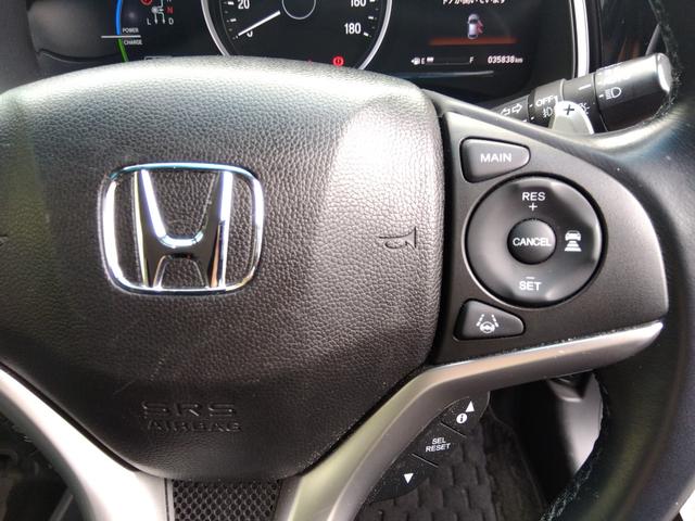 シャトル ハイブリッドＺホンダセンシング　ドラレコ　メモリーナビ　リアカメラ　ＥＴＣ　純正アルミ　ドアバイザー　衝突軽減　ＬＥＤライト　前席シートヒーター　Ｂカメラ　クルコン　ＵＳＢ接続　ＤＶＤ　パワーウィンドウ　ナビＴＶ　スマートキー（10枚目）