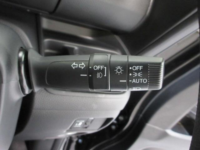 Ｎ－ＢＯＸカスタム Ｌ　ＨｏｎｄａＳＥＮＳＩＮＧ　前後ドラレコ　メモリーナビ　リアカメラ　シートヒーター　両側スライド片側電動ドア　ＥＴＣ　純正アルミ　ワンオーナー　Ｐソナー　禁煙　１オーナー　サイドエアバッグ　ナビＴＶ（13枚目）