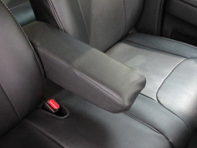 Ｎ－ＢＯＸカスタム Ｌ　ＨｏｎｄａＳＥＮＳＩＮＧ　前後ドラレコ　メモリーナビ　リアカメラ　シートヒーター　両側スライド片側電動ドア　ＥＴＣ　純正アルミ　ワンオーナー　Ｐソナー　禁煙　１オーナー　サイドエアバッグ　ナビＴＶ（19枚目）