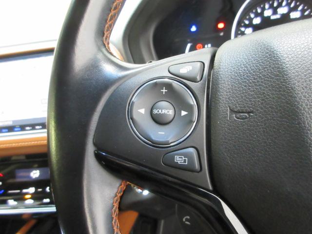 ヴェゼル ハイブリッドＺ・ホンダセンシング　ＨｏｎｄａＳＥＮＳＩＮＧ　前後ドラレコ　メモリーナビ　リヤカメラ　フルセグＴＶ　ＥＴＣ　アルミホイール　ワンオーナー　整備記録簿　横滑防止装置　バックガイドモニター　ＬＥＤライト　１オーナー　シートＨ（8枚目）