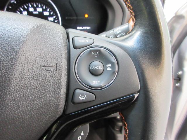 ヴェゼル ハイブリッドＺ・ホンダセンシング　ＨｏｎｄａＳＥＮＳＩＮＧ　前後ドラレコ　メモリーナビ　リヤカメラ　フルセグＴＶ　ＥＴＣ　アルミホイール　ワンオーナー　整備記録簿　横滑防止装置　バックガイドモニター　ＬＥＤライト　１オーナー　シートＨ（9枚目）