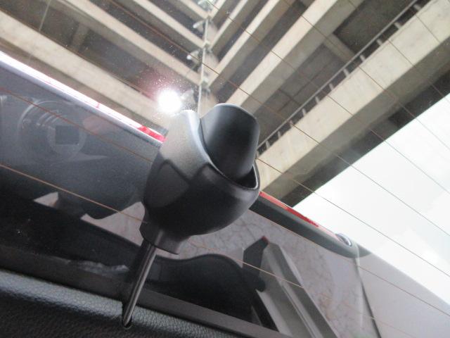 ヴェゼル ｅ：ＨＥＶＺ　ＨｏｎｄａＳＥＮＳＩＮＧ　前後ドラレコ　メモリーナビ　リアカメラ　シートヒーター　電動リアゲート　純正アルミ　パドルシフト　Ｂｌｕｅｔｏｏｔｈ　ワンオーナー　衝突回避支援ブレーキ機能　１オナ　スマキ（6枚目）