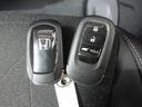 ｅ：ＨＥＶＺ　ＨｏｎｄａＳＥＮＳＩＮＧ　前後ドラレコ　メモリーナビ　リアカメラ　シートヒーター　電動リアゲート　純正アルミ　パドルシフト　Ｂｌｕｅｔｏｏｔｈ　ワンオーナー　衝突回避支援ブレーキ機能　１オナ　スマキ（15枚目）
