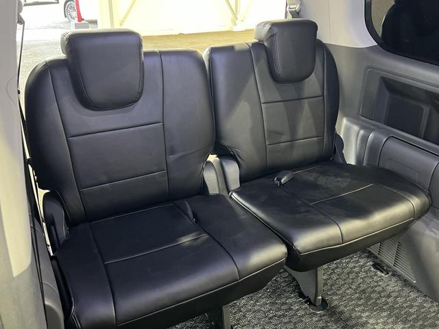 ヴォクシー ＺＳ　煌ＩＩ　社外マフラー／ＥＳＴＡＴＵＳ１８ＡＷ／両側電動スライドドア／パドルシフト／スマートキー／ＥＴＣ／純正ナビ／バックカメラ／ＨＩＤオートライト（41枚目）