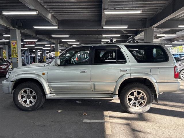ハイラックスサーフ ＳＳＲ－Ｘ　ＥＴＣ　４ＷＤ　ナビ　ＡＢＳ　ＤＶＤ　ＬＥＤヘッドライト（4枚目）