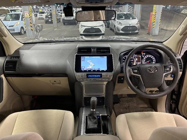 ランドクルーザープラド ＴＸ　ＬＥＤランプ　サンルーフ付き　リアカメラ　ＡＢＳ付き　盗難防止装置　アルミホイール　オートクルーズコントロール　ドライブレコーダ　メモリーナビ　キーレス　メディアプレイヤー接続　サイドエアバッグ（5枚目）