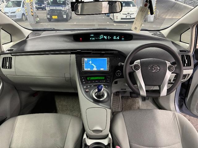 プリウス Sツーリングセレクション スマキ- Bカメ サイドエアバッグ アルミ装備 イモビライザー 1セグ メモリ-ナビ キーレス Wエアバック LEDランプ 横滑り防止機能 パワステ エアB ドラレコ TVナビ AUTOエアコン(5枚目)