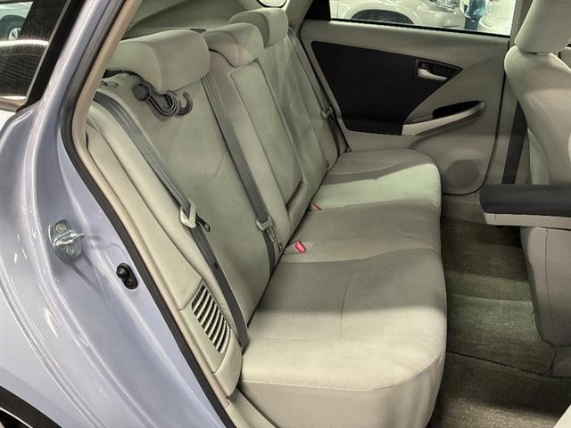 プリウス Sツーリングセレクション スマキ- Bカメ サイドエアバッグ アルミ装備 イモビライザー 1セグ メモリ-ナビ キーレス Wエアバック LEDランプ 横滑り防止機能 パワステ エアB ドラレコ TVナビ AUTOエアコン(10枚目)