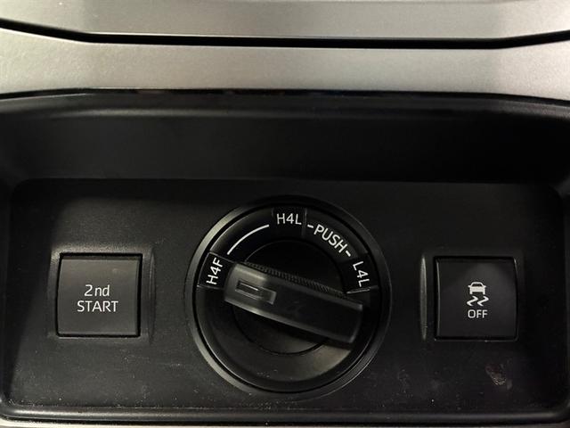ランドクルーザープラド ＴＸ　Ｌパッケージ　スマートキ　盗難防止　キーレスエントリー　ＥＴＣ装備　３列席　ＤＶＤ再生可　エアコン　ＬＥＤランプ　アルミホイール　パートタイム４ＷＤ　横滑り防止システム　フルＴＶ　電動パワーシート　メモリーナビ（8枚目）
