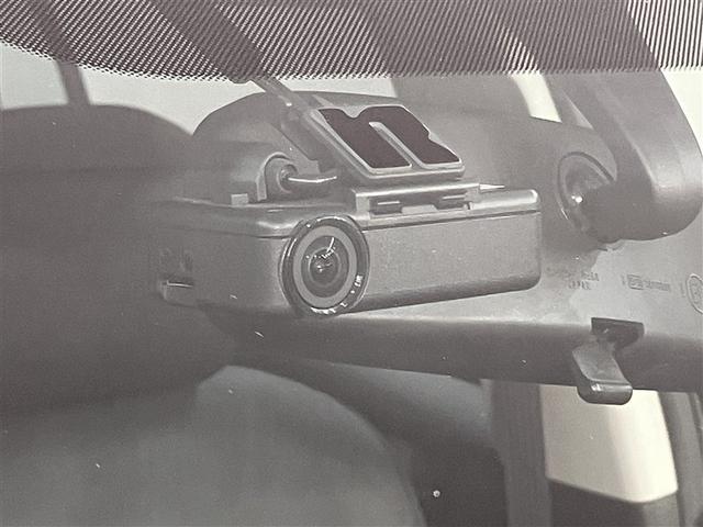 レガシィツーリングワゴン 2.0GT DIT 地デジTV HDDナビ DVD再生 アルミホイール オートエアコン パワーシート アクセスキー バックモニタ 半革シート 運転席エアバッグ ETC 4WD サイドエアバッグ 助手席エアバッグ ABS(10枚目)