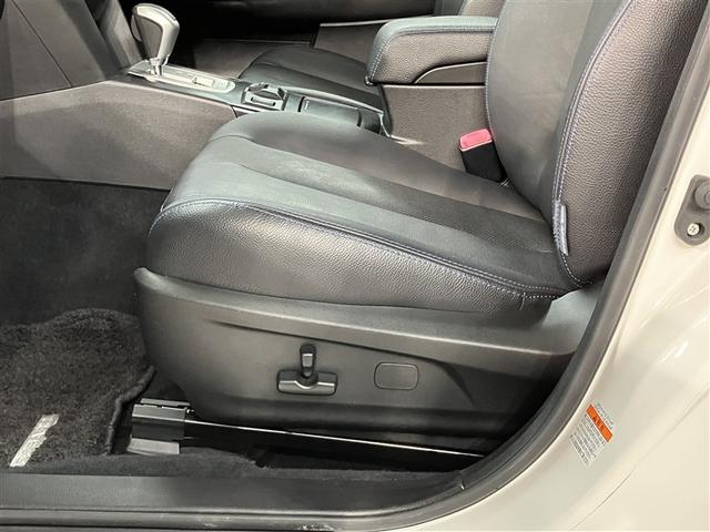 レガシィツーリングワゴン 2.0GT DIT 地デジTV HDDナビ DVD再生 アルミホイール オートエアコン パワーシート アクセスキー バックモニタ 半革シート 運転席エアバッグ ETC 4WD サイドエアバッグ 助手席エアバッグ ABS(17枚目)