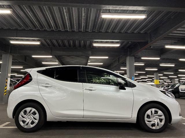 アクア G VSC 衝突軽減ブレーキ メモリナビ バックモニター LED クルーズコントロール スマートキー ETC車載器 AC100V ドライブレコーダー フルセグTV ナビTV パワーウィンドウ DVD再生(4枚目)