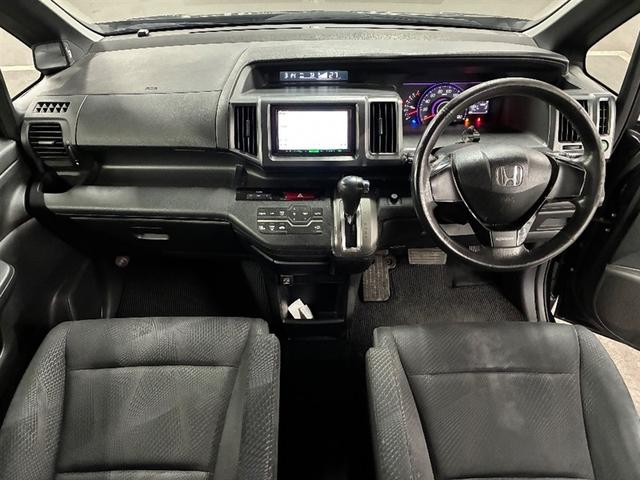 ステップワゴンスパーダ Z フルセグ地デジ Wパワスラ VSA 3列シート パワーステアリング AAC 盗難防止システム アルミホイール キーレスエントリー 4WD ABS パワーウィンドウ スマートキー ウォークスルー(5枚目)