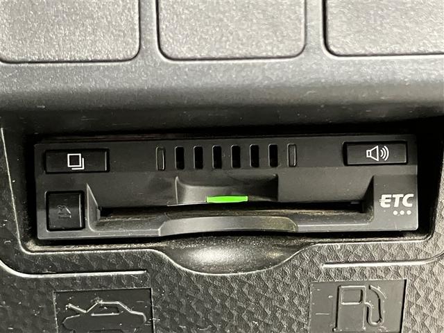 タンク G S W電動ドア Bモニタ スマキー Aストップ 1オーナ キーフリーシステム オートクルーズ ETC車載器 ナビTV 助手席エアバック VSA メモリーナビゲーション エアバッグ オートエアコン ABS(8枚目)