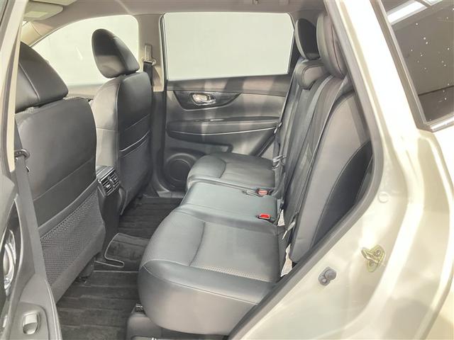 エクストレイル ２０Ｘｉ　デジタルインナーミラー・パノラミックビューモニター・車検整備・ブリリアントホワイトパール３コートパール（14枚目）