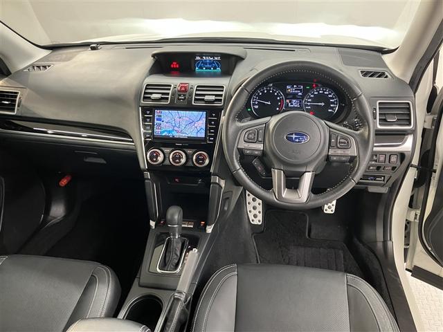 フォレスター S-リミテッド アクセスキー 半革シート キーレス クルーズコントロール TVナビ LEDヘッドライト DVD再生 横滑り防止機能 Pシート 4WD 地デジ ETC メモリーナビ アルミ パワーステアリング AUX(5枚目)