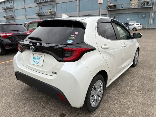 ヤリス ハイブリッドZ PCS Bカメラ ナビ付 LEDランプ スマキー ETC付き メディアプレイヤー接続 VSC パワステ クルコン カーテンエアバック キーフリー ABS イモビ エアコン メモリナビ エアバッグ(4枚目)