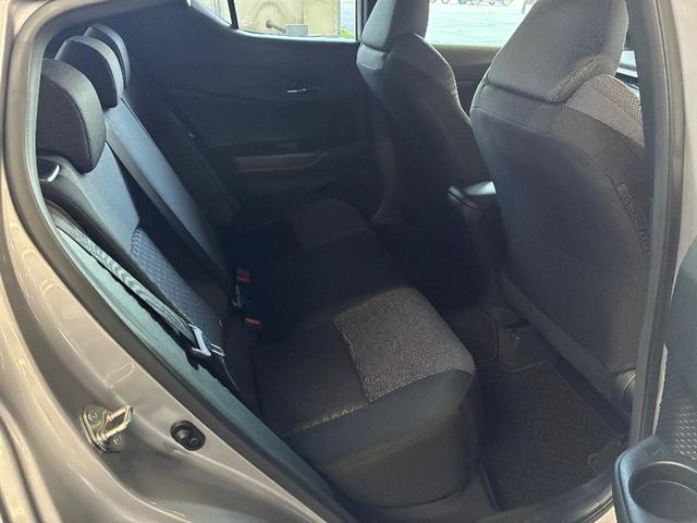 C-HR S-T サイドエアバック イモビライザー バックモニター ナビ LEDヘッドライト オートクルーズコントロール ETC車載器 エアバッグ アルミホイール 横滑り防止装置 ABS スマートキー オートエアコン(7枚目)