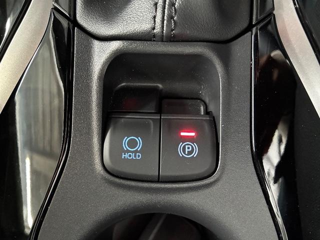 カローラクロス ハイブリッド S 衝突軽減 エアバッグ クルーズコントロール LEDヘッドライト ETC車載器 アルミホイール Bモニター スマートキー キーレス ミュージックプレイヤー接続可 横滑り防止機能 オートエアコン ABS(8枚目)