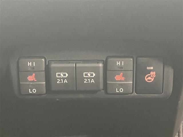 シエンタ ファンベースG セーフティーエディションII キーフリー LEDライト 横滑り防止機能 両側パワースライドドア エアバッグ ABS ミュージックプレイヤー接続可 ワンオーナー 盗難防止装置 Rカメラ ドラレコ ナビ&TV ETC オートエアコン(17枚目)