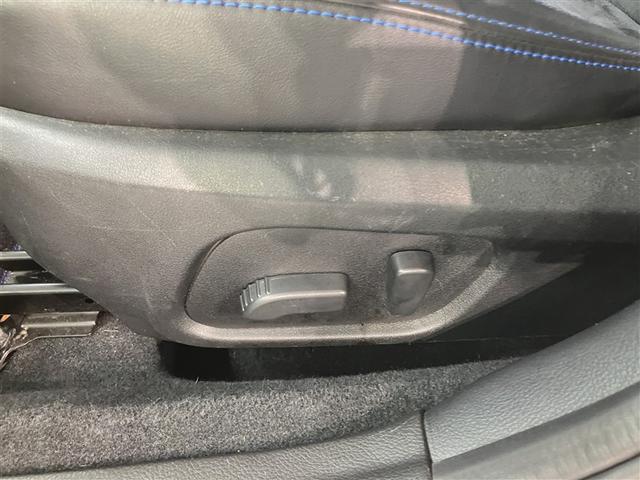 レヴォーグ 2.0GT-Sアイサイト デュアルエアバッグ プリクラッシュ DVD再生機能 イモビライザー ナビTV クルコン 半革シート サイドエアバック フルタイム4WD メモナビ アルミ LEDへッドライト パワーウィンドウ ETC(15枚目)