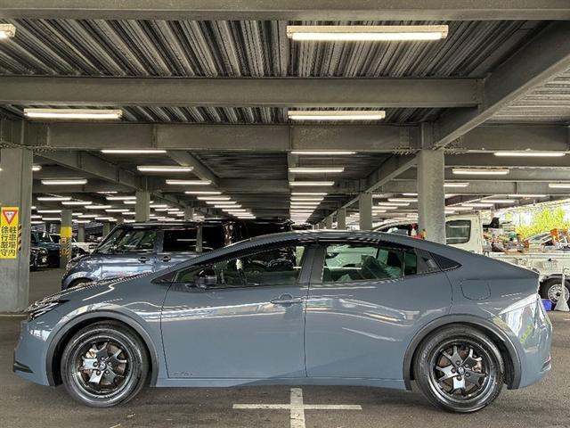 プリウス U Bカメラ イモビライザー ミュージックプレイヤー接続可 オートクルーズコントロール TV 横滑り防止機能 スマートキー フルセグ アルミホイール エアコン AC100V ETC キーレス ドラレコ(2枚目)