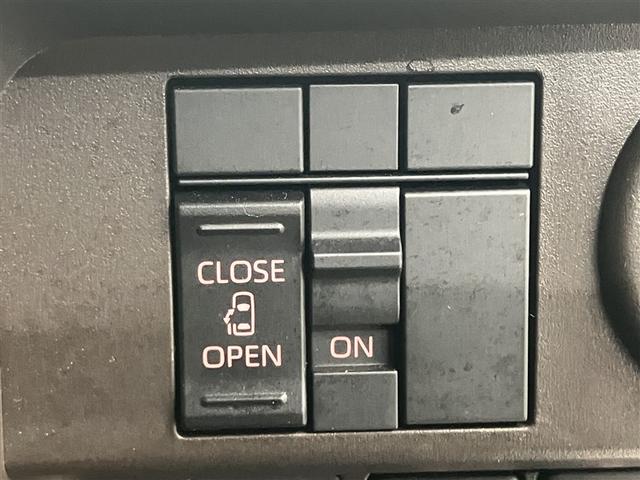 ルーミー X 左オートスライド AC VSC 地上デジタル PW WエアB ワンオーナ イモビライザー パワーステアリング エアバッグ バックモニター アイドルストップ メディアプレイヤー接続 キーレスエントリー(9枚目)