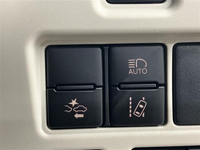 ノア ハイブリッドSi ダブルバイビー LEDヘッドライト クルコン 横滑り防止装置 盗難防止システム エアバッグ アルミ メモリ-ナビ スマキー ABS ナビ&TV デュアルエアバッグ ETC DVD パワーウインドウ 三列シート 地TV(11枚目)