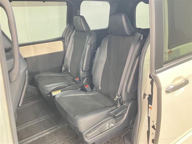 ノア ハイブリッドSi ダブルバイビー LEDヘッドライト クルコン 横滑り防止装置 盗難防止システム エアバッグ アルミ メモリ-ナビ スマキー ABS ナビ&TV デュアルエアバッグ ETC DVD パワーウインドウ 三列シート 地TV(17枚目)