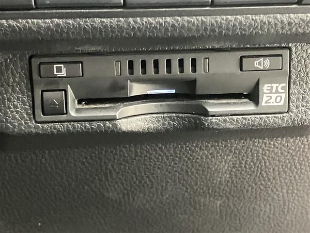 カローラスポーツ G スタイルパッケージ ETC車載器 スマートキ LEDランプ クルコン バックモニター インテリジェントクリアランスソナー AW メモリーナビ ドラレコ ナビ キーレス 盗難防止装置 ミュージックプレイヤー接続可 ABS(8枚目)