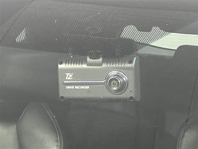 カローラスポーツ G スタイルパッケージ ETC車載器 スマートキ LEDランプ クルコン バックモニター インテリジェントクリアランスソナー AW メモリーナビ ドラレコ ナビ キーレス 盗難防止装置 ミュージックプレイヤー接続可 ABS(9枚目)