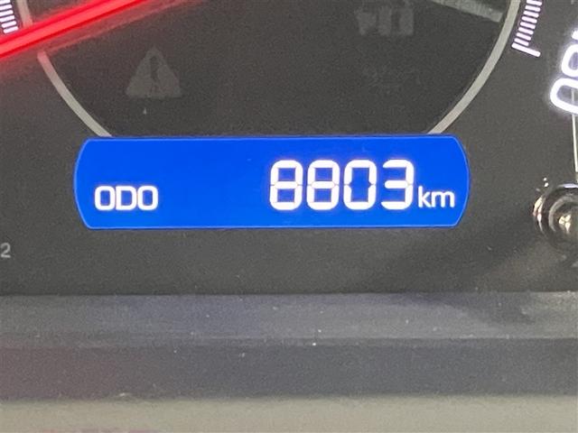 ノア Si ダブルバイビー LEDヘッドランプ オートクルーズコントロール ナビ&TV ワンオーナー 両側パワースライドドア ミュージックプレイヤー接続可 アルミホイール DVD再生 ドラレコ VSC 4WD メモリーナビ(16枚目)