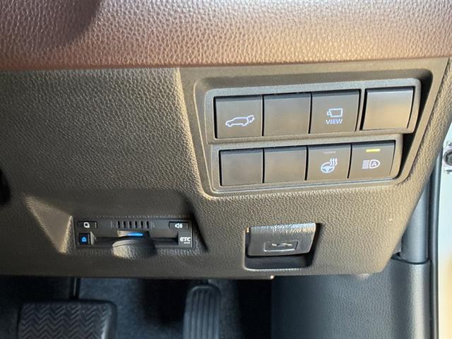 ヤリスクロス Ｚ　バックモニタ　横滑り防止システム　イモビ　カーテンエアバッグ　ナビ　クルーズＣ　エアコン　スマートキ－　アルミ　キーフリー　パワステ　ダブルエアバック　ＬＥＤヘット　エアバッグ　ＡＢＳ　ＥＴＣ車載器（8枚目）