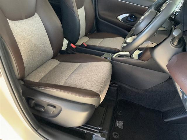 ヤリスクロス Ｚ　バックモニタ　横滑り防止システム　イモビ　カーテンエアバッグ　ナビ　クルーズＣ　エアコン　スマートキ－　アルミ　キーフリー　パワステ　ダブルエアバック　ＬＥＤヘット　エアバッグ　ＡＢＳ　ＥＴＣ車載器（11枚目）