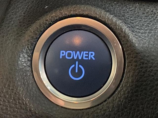 ヤリスクロス ハイブリッドＧ　ＴＳＳ　１００Ｖ　イモビライザー　バックモニタ－　エアコン　インテリキー　パワーウィンド　Ｗエアバック　オートクルーズ　メディアプレイヤー接続　キーフリー　横滑防止装置　サイドエアバッグ　エアバッグ（9枚目）