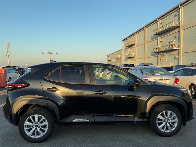 ヤリスクロス G ETC装備 リヤカメラ スマートエントリー イモビライザー オートエアコン アルミホイール ナビ キーレス パワーウィンドウ クルコン ABS ドライブレコーダー メモリーナビ エアバッグ(3枚目)