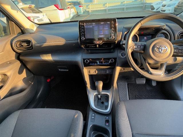 ヤリスクロス G ETC装備 リヤカメラ スマートエントリー イモビライザー オートエアコン アルミホイール ナビ キーレス パワーウィンドウ クルコン ABS ドライブレコーダー メモリーナビ エアバッグ(5枚目)