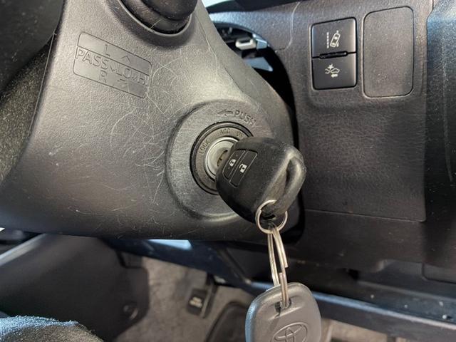 プロボックス ＧＬ　運転席エアバック　パワーウインド　ＴＳＳ　Ｗエアバッグ　盗難防止システム　パワーステアリング　ＡＵＸ接続　横滑り防止機能　エアコン　キーレスキー　ＡＢＳ　ナビ　メモリナビ　ドライブレコーダー　ＥＴＣ付（8枚目）